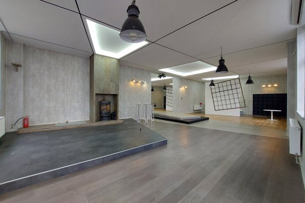 Příjemné prostory pro menší akce - náhled 8