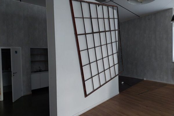 Příjemné prostory pro menší akce - náhled 9