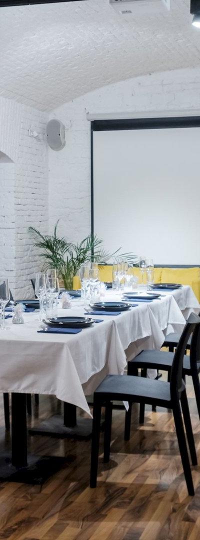 Prostory Imperial Sushi