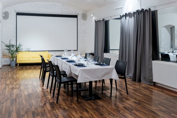 Prostory Imperial Sushi - náhled 6