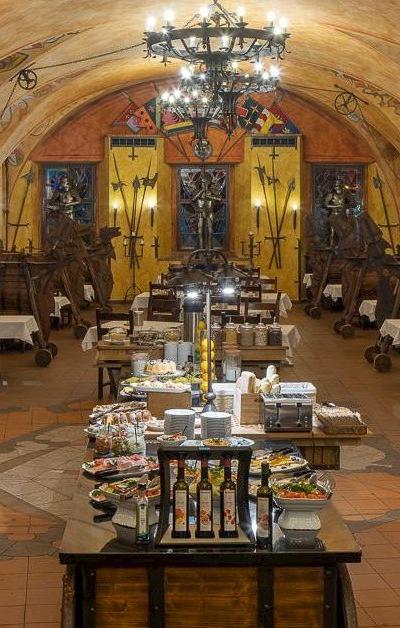 Pytloun Old Armoury Hotel Prague