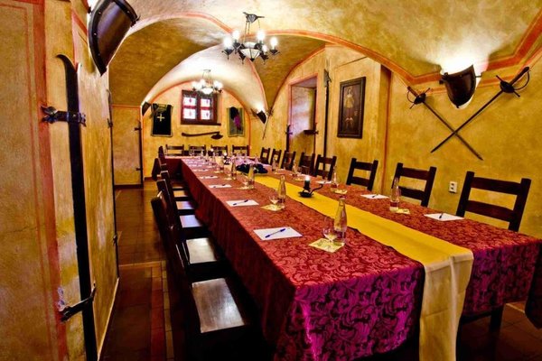 Pytloun Old Armoury Hotel Prague - náhled 29