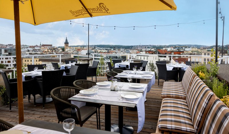 Pytloun Sky Bar & Restaurant Prague - obrázek 1