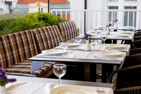 Pytloun Sky Bar & Restaurant - náhled 14