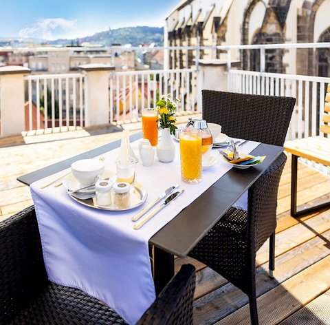 Pytloun Sky Bar & Restaurant - náhled 15