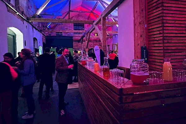 Hlavní budova Radlické@Radlická Kulturní Sportovna - náhled 10