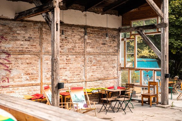 Zadní zahrada@Radlická Kulturní Sportovna - náhled 7