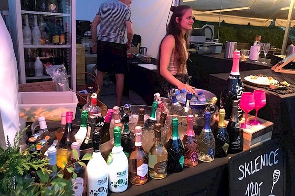 Firemní akce a večírky@Restaurace & areál Gutovka - náhled 3