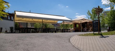 Restaurace & areál Gutovka - Grill & Chill zahrádka - náhled 1