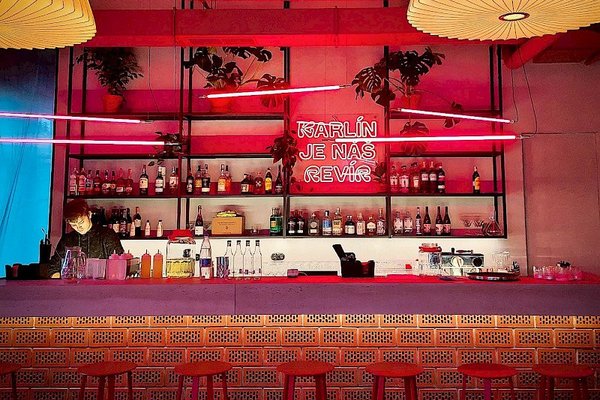 Neformální industriální prostor v Karlíně - náhled 5