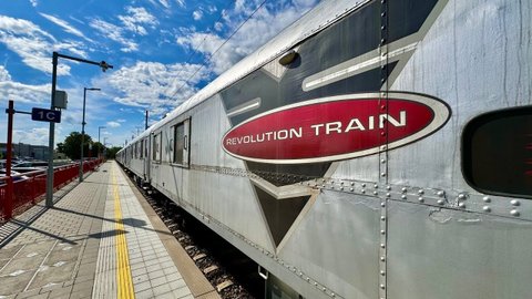 Revolution Train - náhled 3
