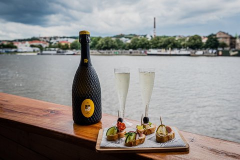 Riverside Bar - náhled 11