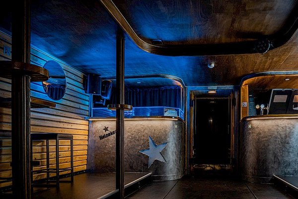 Riverside Bar - náhled 18