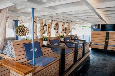 Riverside Bar - náhled 19