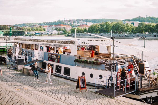 Riverside Bar - náhled 25