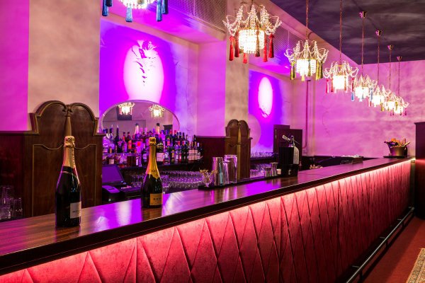 ROYAL Theatre & Club - náhled 3