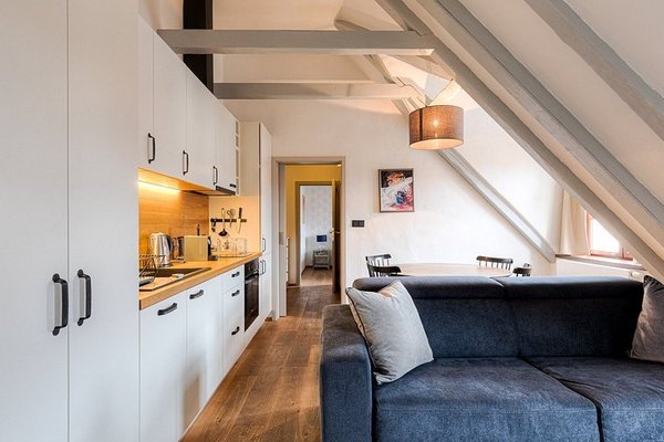 Salabka – restaurace & vinařství - náhled 15