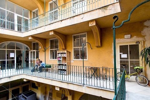 Skautský Institut Praha - Hlavní sál - náhled 6