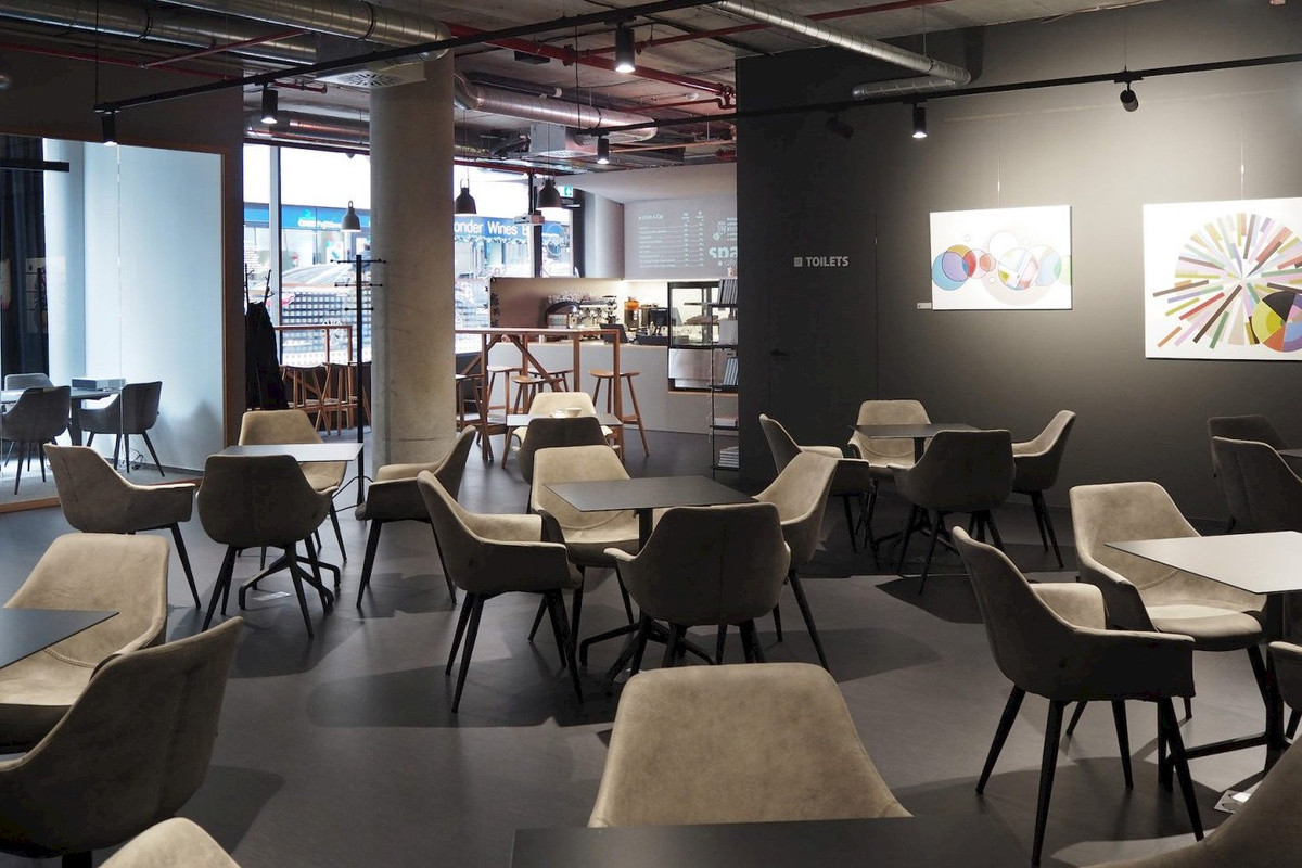 Space Café & Hub Smíchov - obrázek 1