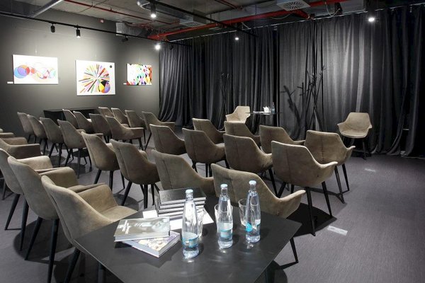 Space Café & Hub Smíchov - náhled 2