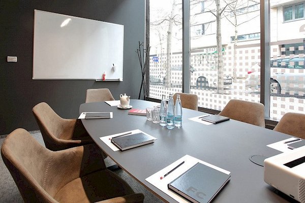 Space Café & Hub Smíchov - náhled 7