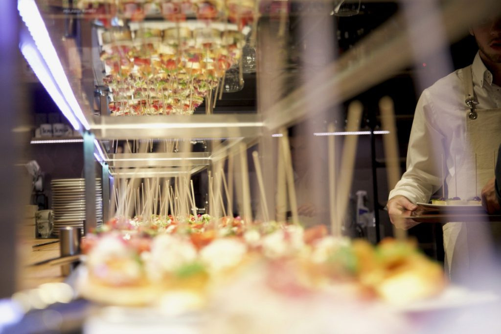 Špejle Jungmannova - obrázek 1