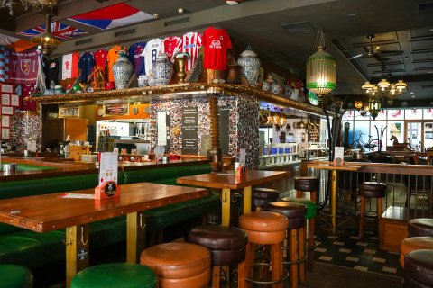 The Dutch Pub - náhled 13