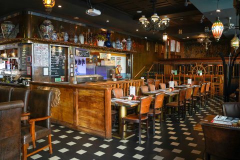 The Dutch Pub - náhled 15