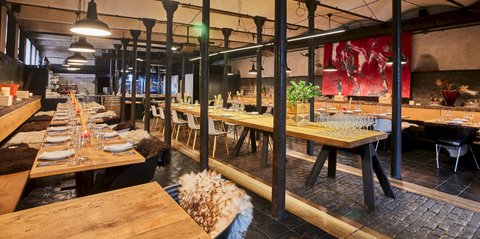 The Italians - Konírna - náhled 1