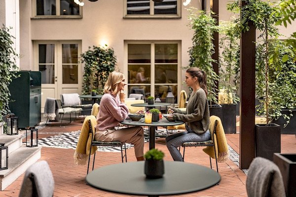 Monkey Bar Prague - náhled 17