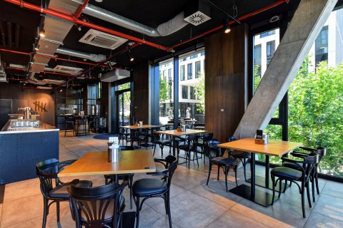 Turnovská pivnice Churchill - náhled 12