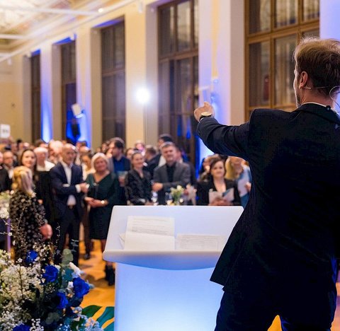 Turquoise Prague - Sály v muzeu - náhled 5