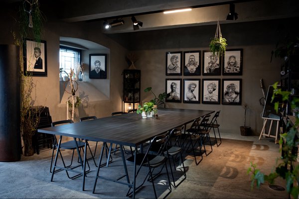 U jednoho stolu - náhled 6