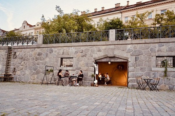 U jednoho stolu - náhled 10