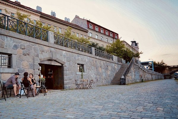 U jednoho stolu - náhled 11