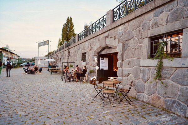 U jednoho stolu - náhled 26