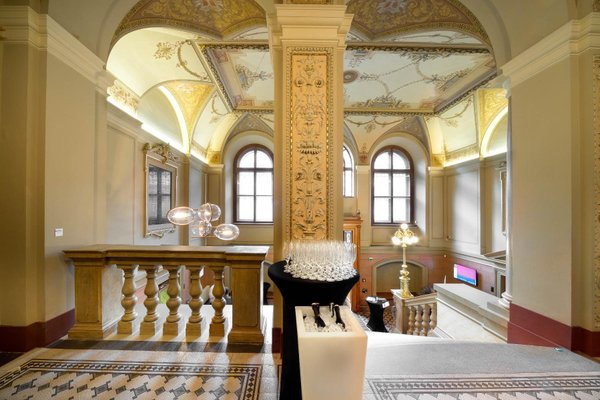 Uměleckoprůmyslové museum v Praze - náhled 2