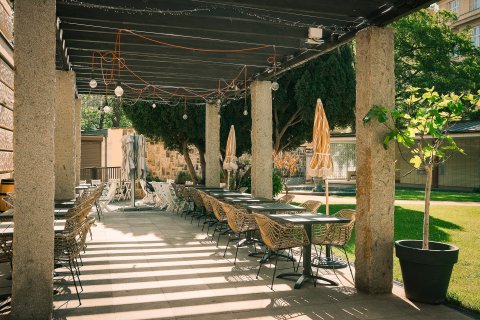 Uměleckoprůmyslové museum v Praze - náhled 29