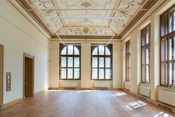 Příčný sál@Uměleckoprůmyslové museum v Praze - náhled 1