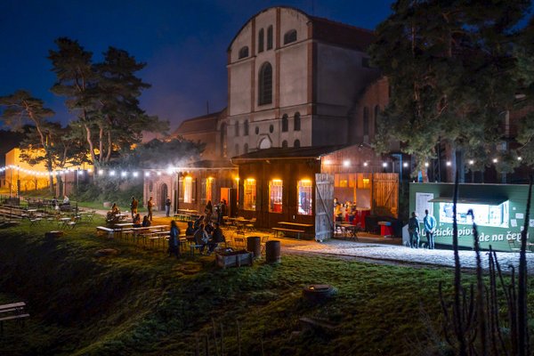 Venkovní prostory Čistírny