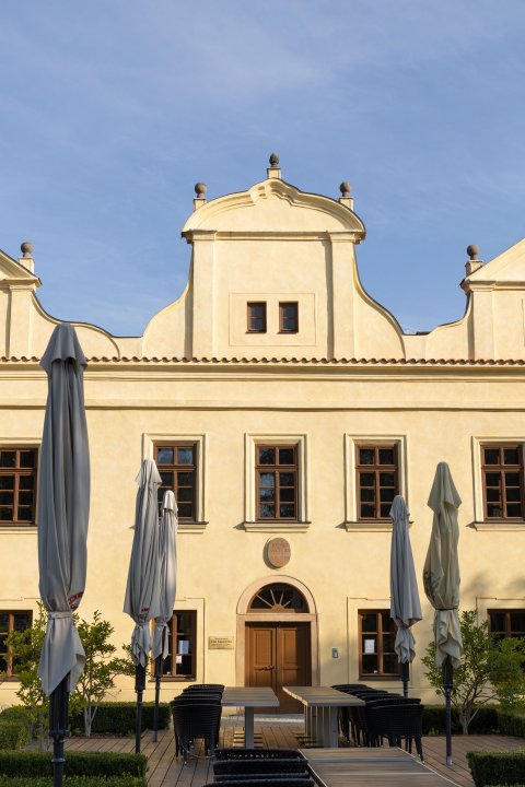 Vila Kajetánka - Hlavní sál - náhled 3