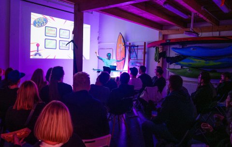 Vlny Štvanice - Tělocvična v loděnici - náhled 9