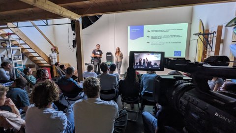 Vlny Štvanice - Tělocvična v loděnici - náhled 28