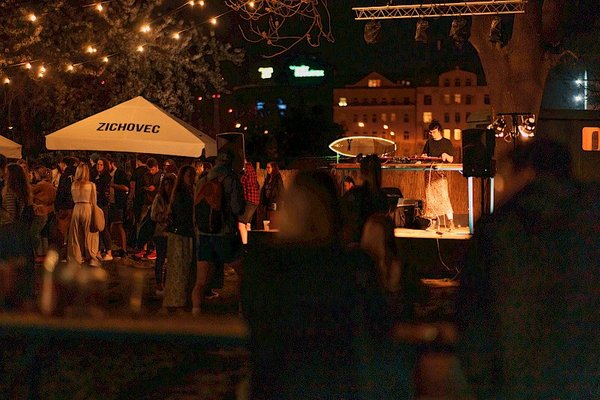 Venkovní sportovní prostory@Vlny Štvanice - náhled 15