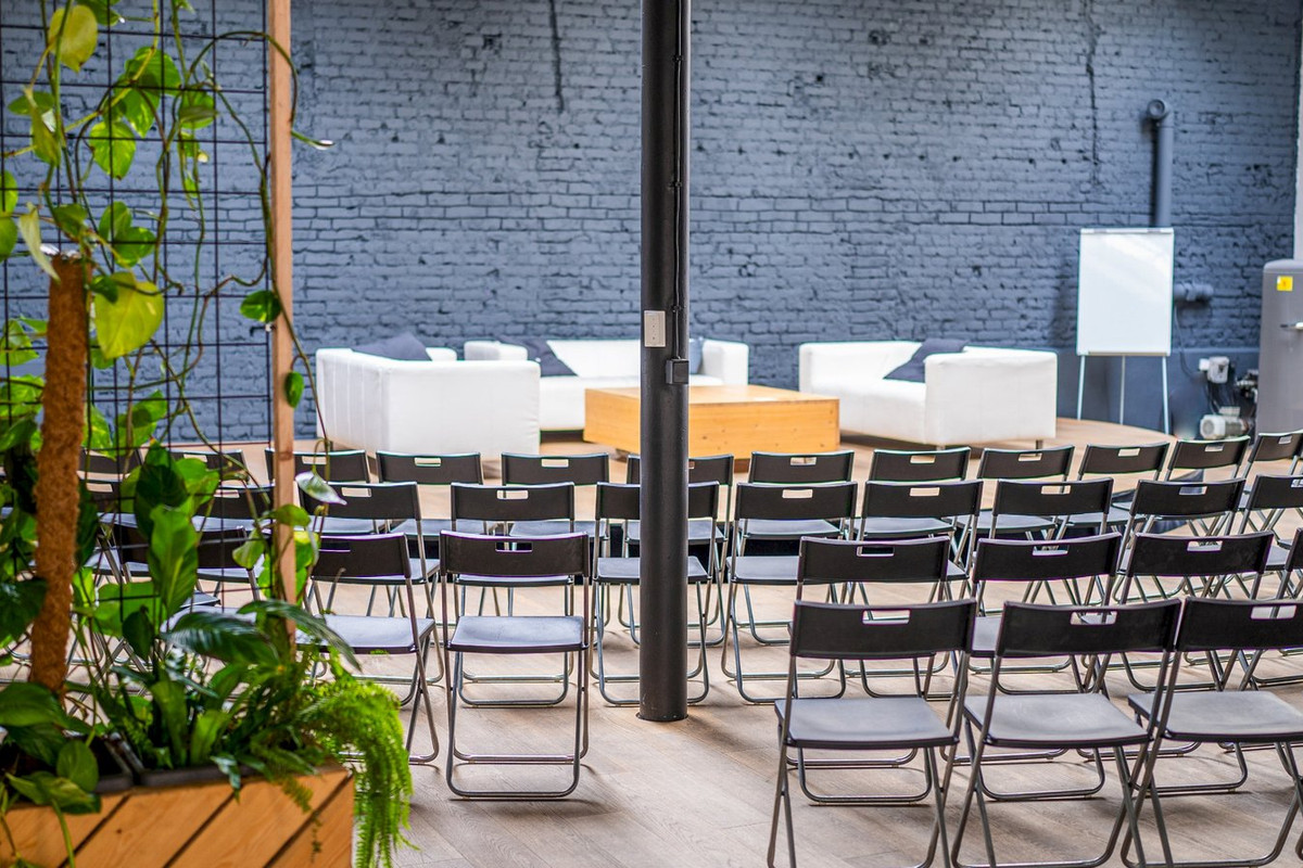 Stage v Blocku@VNITROBLOCK - obrázek 1