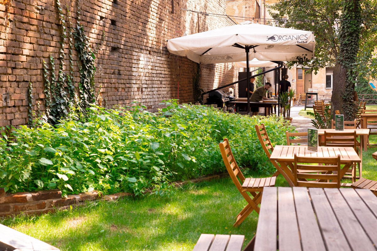 Zahrádka v Blocku@VNITROBLOCK - obrázek 1