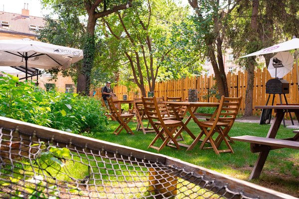 Zahrádka v Blocku@VNITROBLOCK - náhled 4