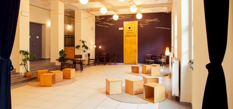 Vzlet - Malé foyer - náhled 1