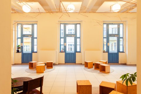 Vzlet - Malé foyer - náhled 4