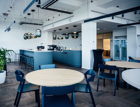 WPP Campus - Kavárna KAF s terasou - náhled 7